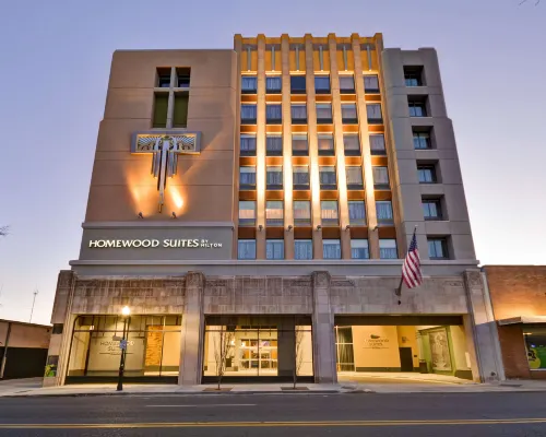 Homewood Suites Birmingham Downtown Near UAB Отели рядом с достопримечательностью «Научный Центр МакУэйн»