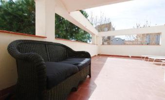 1. La Casa ..