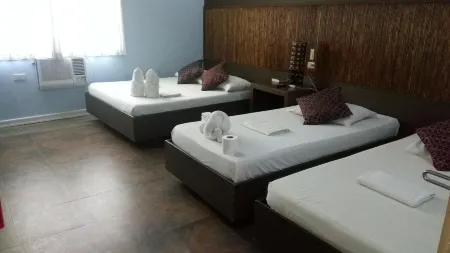 Bease's Bed and Breakfast Отели рядом с достопримечательностью «Sampaguita Gardens»