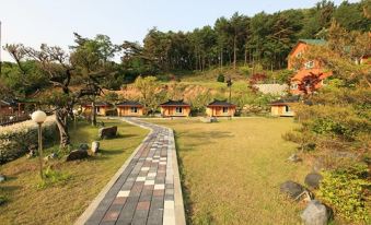 Cheongju Chujeonggol Pension