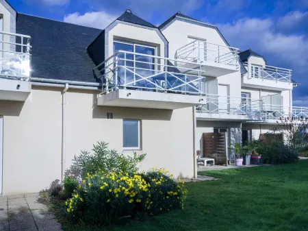 Marjolaine Отели в г. Пленёф-Валь-Андре