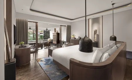 InterContinental Bali Sanur Resort Отели рядом с достопримечательностью «Zero Gravity Diving»