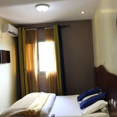 Tou'Ngou Hotel
