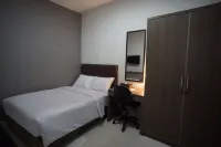 De Nanggela Guest House Syariah Hotels in Tawang