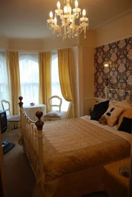 No. 9 Guest House - Pet friendly