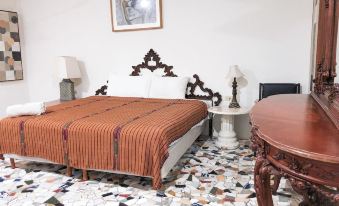 Siesta Fiesta Hotel & Hostel