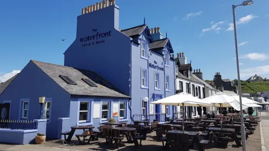 The Waterfront Seafront Hotel and Bistro