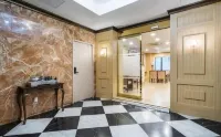 Central Tourist Hotel Hotels in Anyang