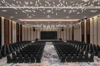 Crowne Plaza Vinh Yen City Centre Hotels in Tích Sơn