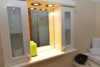Midia Suites - Apartments