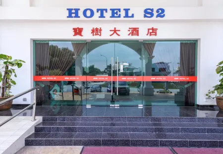 S2 Hotel