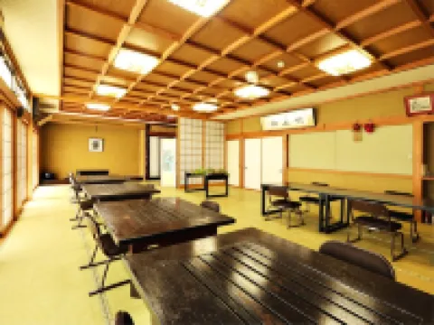 Gokayama Ryokan Yoshinoya Hotel a Nanto