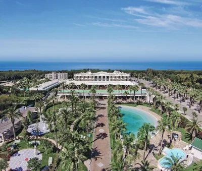 Savoy Hotel & Spa - Preferred Hotels & Resorts Hotels in 