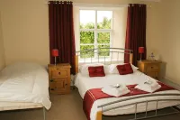 The Wheatsheaf Hotels in West Haddon