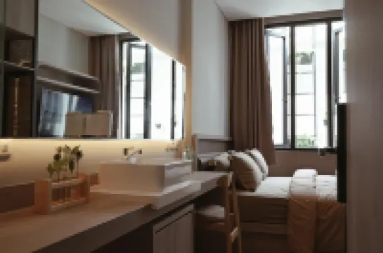 W Home Benhil Hotel dekat Jakarta Convention Center