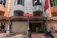 Hotel O Metropolitan Homestay Near Komplek Asia Megamas Medan 메단 호텔