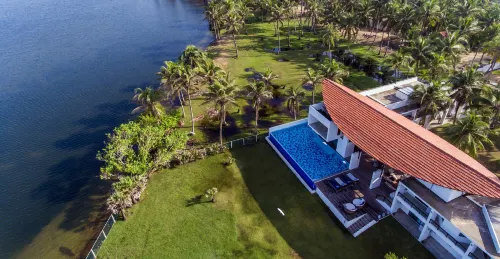 Villa Santé Hotels in Puttalam