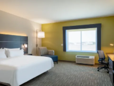 Holiday Inn Express & Suites WATERTOWN by IHG Hotels in Codington County
