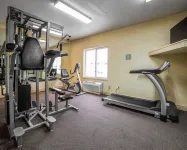Comfort Inn & Suites - Gym