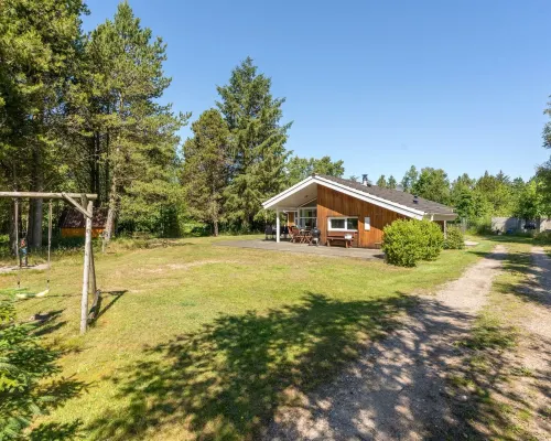 "Milda" - 1.9km from the Sea Hotels in Hals