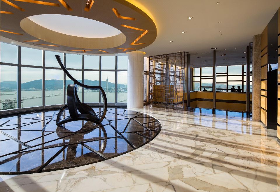 2. 알티라 마카오..