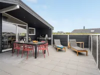 "Eevert" - 300m from the Sea