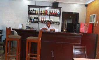 Emrosy Hotels and Suites
