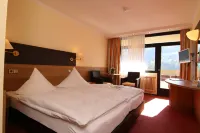 Hotel Bergfrieden - balcony