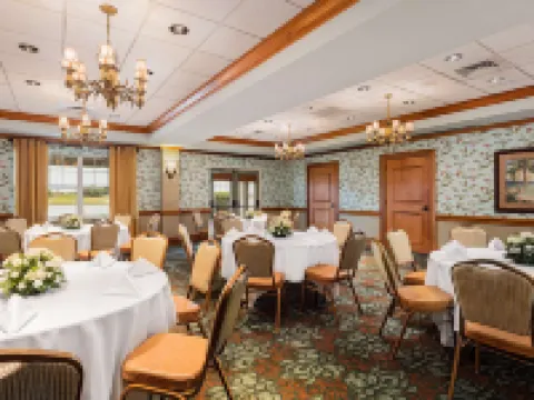 The Waterfront Inn Hotels in The Villages