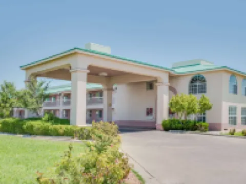 斯託克頓堡温德姆戴斯酒店 斯托克頓堡酒店