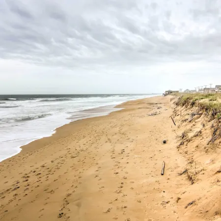 Kitty Hawk Townhome at Sea Dunes - Walk to Beach!