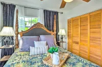 'Tropical Landing' Stuart Home w/ Pool + Grill!