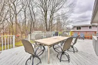 Charming Retreat w/ Deck - Walk to Lake Pepin - Wifi