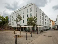 Motel One Saarbrücken โรงแรมในซาร์บรึคเคิน