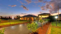 Bushmans Motor Inn