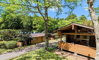 Hakone-en Cottage Camping