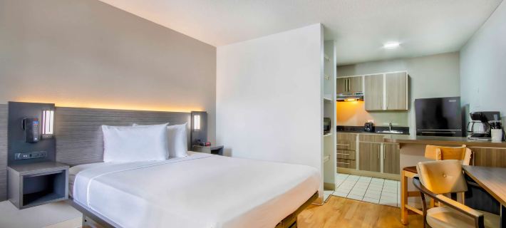 Studio 6 Extended Stay - San Antonio, TX - Six Flags Hotels in Bexar County