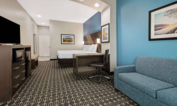 La Quinta Inn & Suites by Wyndham Sulphur Springs