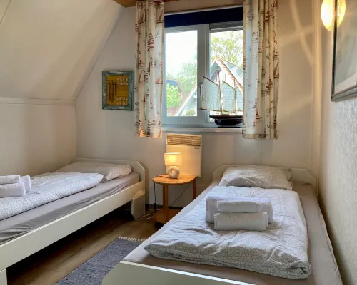 Holiday Home ‘Urlaubsruhe’ (6 p.) Near Lake Lauwersmeer - No Pets Hotels in Anjum