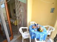 Apartment for Rent with Parking Spaces in Torre Dell'Orso Pt06 Hotels in Torre dell'Orso