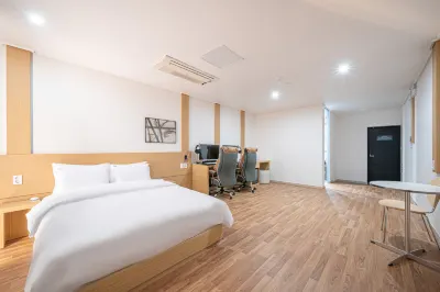 Iksan Starry Night Hoteles en Iksan