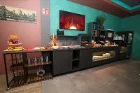 Hotel Attaché an der Messe - breakfast