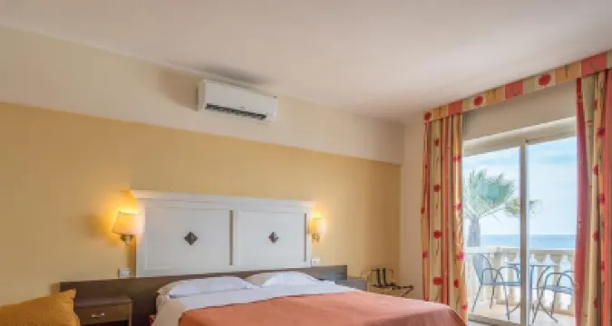 Hotel Orizzonte Hoteles cerca de Playa de Spisone