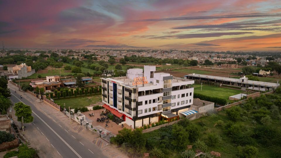 Kanha Inn