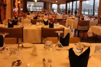 The Godley Hotel - breakfast