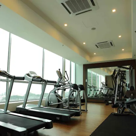 Symphony Suites Hotel