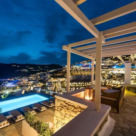Cova Mykonos Suites
