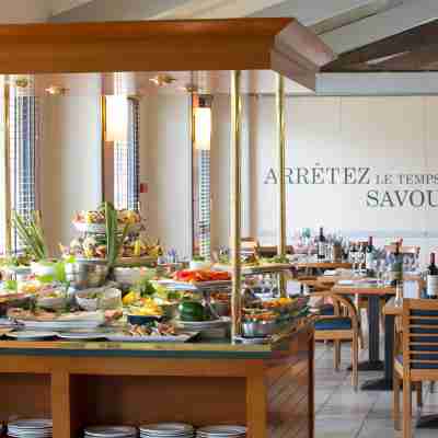 Kyriad Prestige Bordeaux Aeroport Dining/Meeting Rooms
