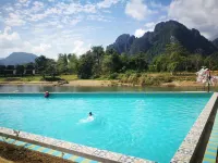 River View Bungalows - Beach