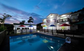 Gyeongju Tohamsan Rock Bed and Breakfast & Glamping